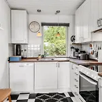 度假居 Delan - 75m From The Sea By Interhome *