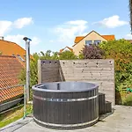 度假居 Delan - 75m From The Sea By Interhome Hejls