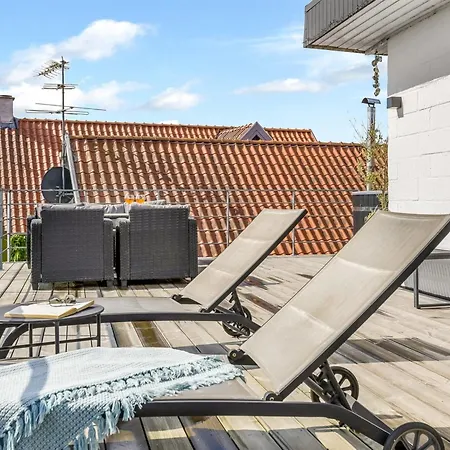 Delan - 75m From The Sea By Interhome *