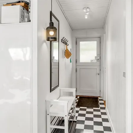 Semesterbostad Delan - 75m From The Sea By Interhome *