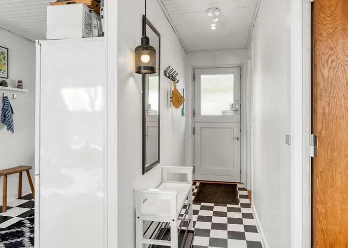 Vakantiehuis Delan - 75m From The Sea By Interhome *