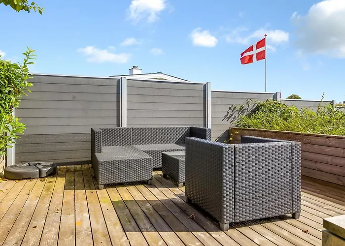 Vakantiehuis Delan - 75m From The Sea By Interhome