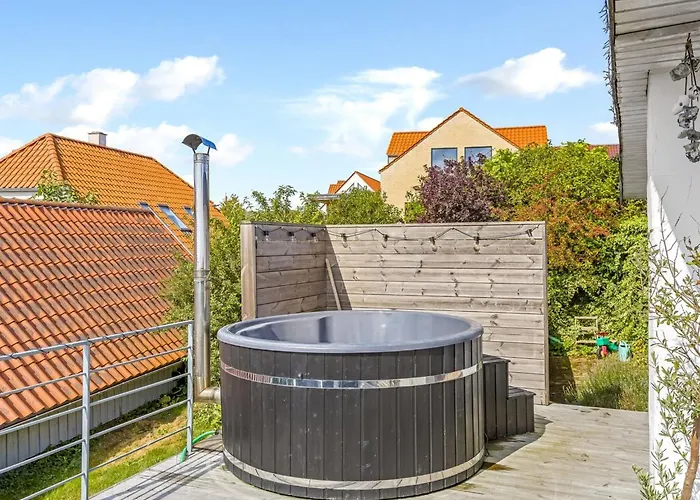 Vakantiehuis Delan - 75m From The Sea By Interhome Hejls