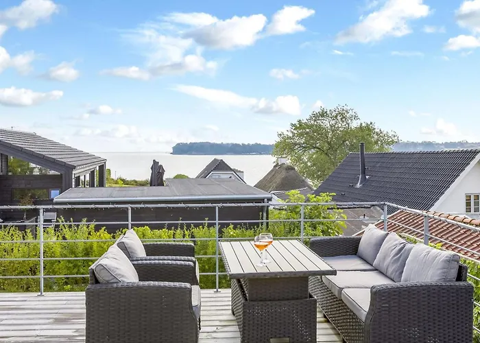 Vakantiehuis Delan - 75m From The Sea By Interhome Hejls