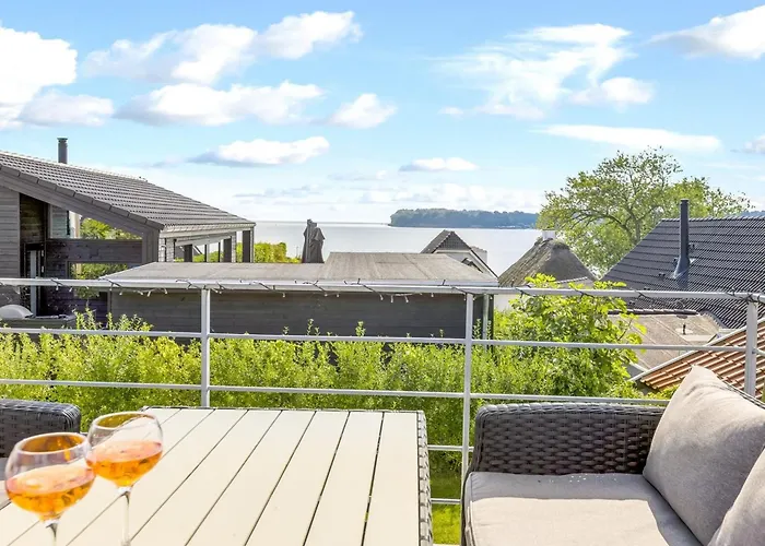 Vakantiehuis Delan - 75m From The Sea By Interhome Hejls